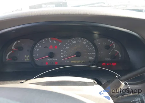 2001 Toyota Sequoia Limited V8 z USA, uszkodzony, nr VIN 5TDBT48A21S037084